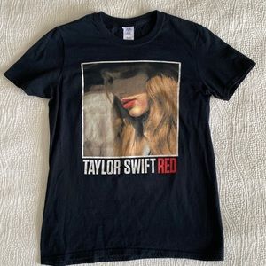 Taylor Swift Red Tour T Shirt 2013 Black Size Small